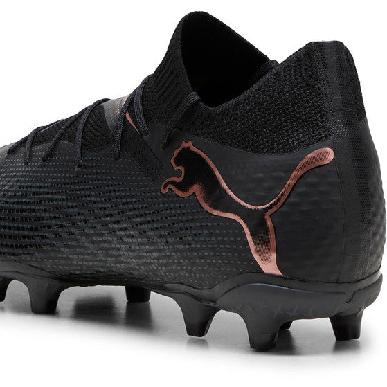 PUMA FUTURE 7 PRO FG/AG Voetbalschoen - Zijaanzicht