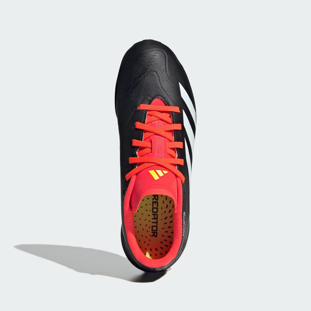 Bovenaanzicht van de adidas PREDATOR LEAGUE TF J met flexibele en comfortabele bovenkant.