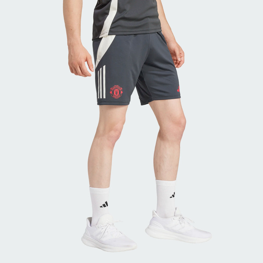 ADIDAS MANCHESTER UNITED EU. TRAINING SHORT 20224 2025